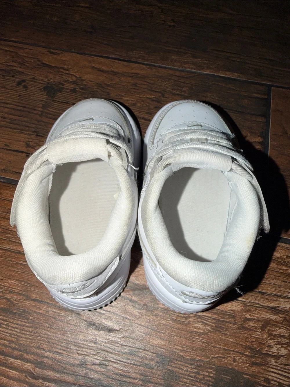 Nike Kids White Low-Top Leather Sneakers